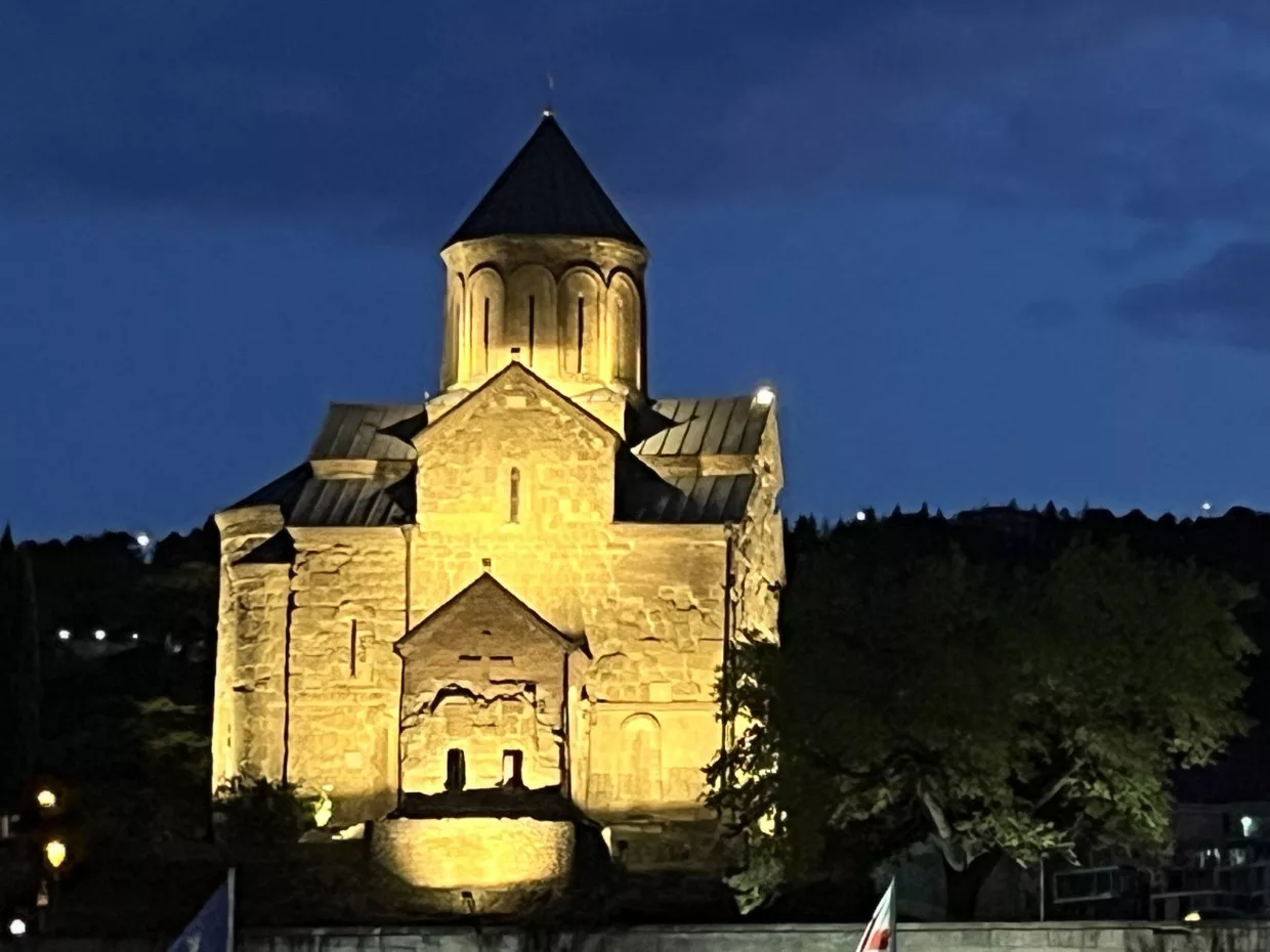Noch mehr Kirchen und Klöster – Iqalto und Sameba-Kathedrale