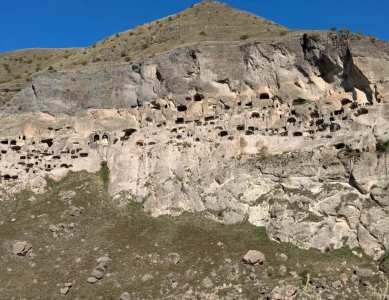 Grossartige Höhlenfestung Wardsia