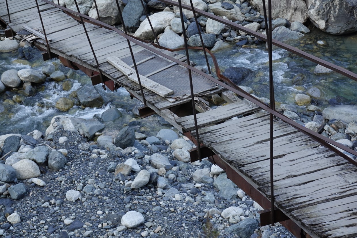 Chalaadi-Gletscher Hängebrücke