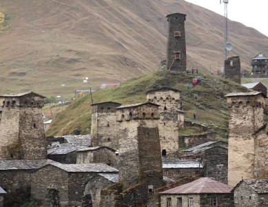 Uschguli – atemberaubend und höchstgelegenes Dorf Europas